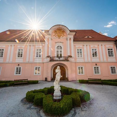 Zamek Hradek U Susice Hotel Luaran gambar