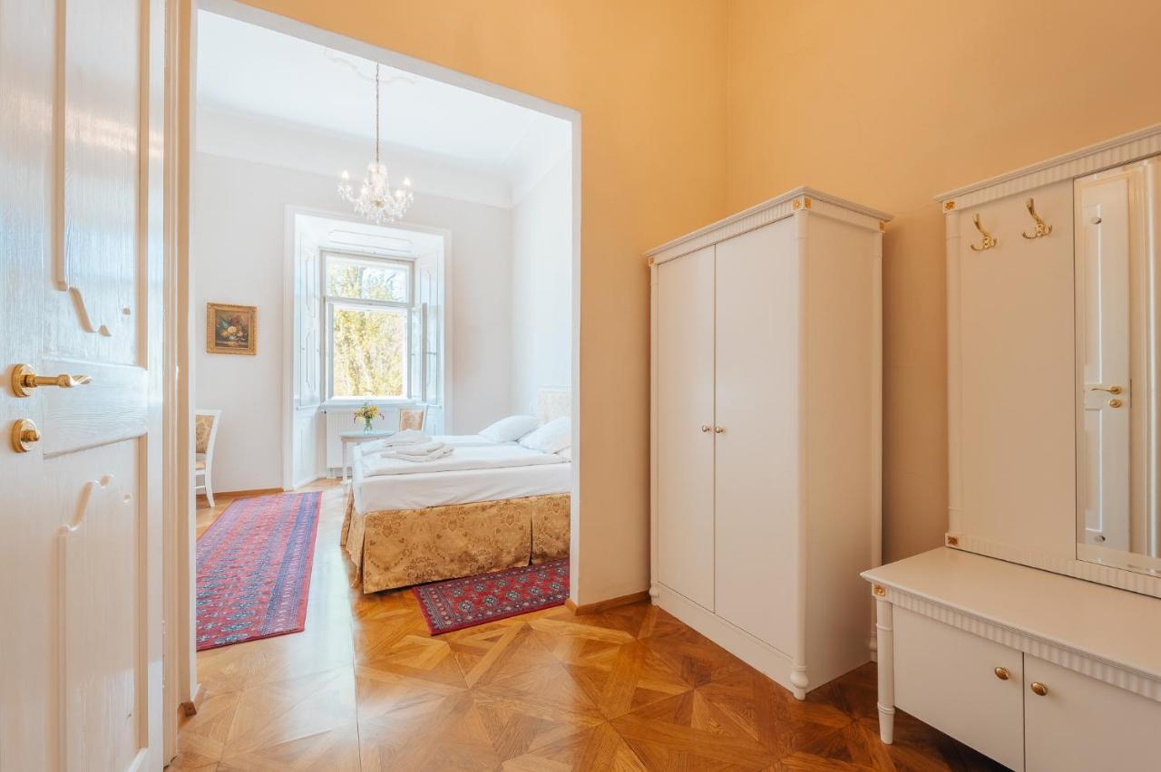 Zamek Hradek U Susice Hotel Luaran gambar