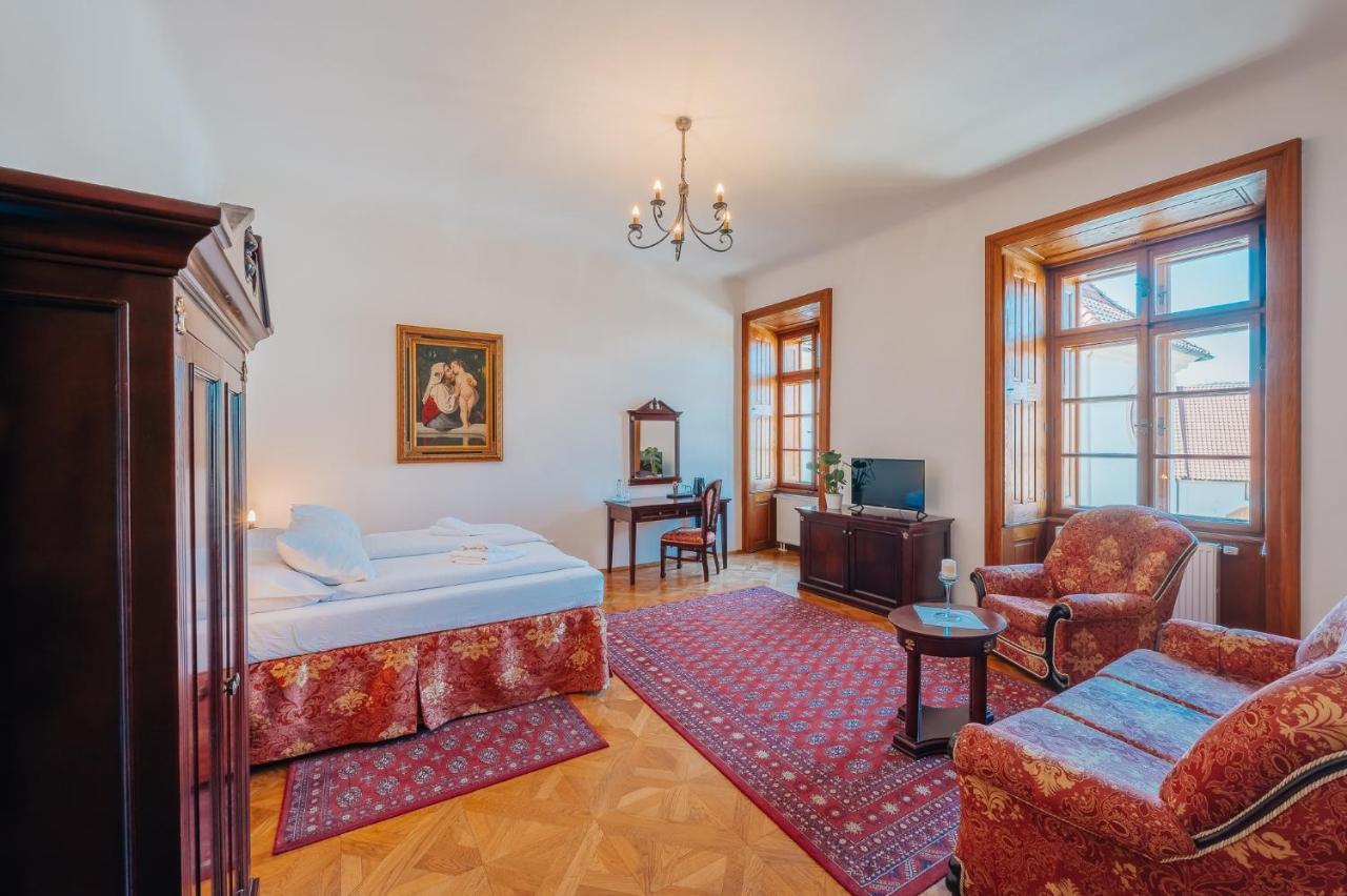 Zamek Hradek U Susice Hotel Luaran gambar